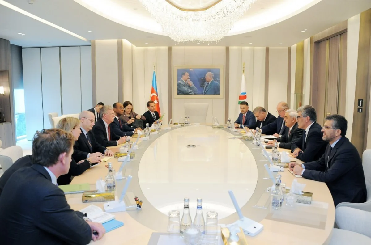 Руководство SOCAR и Джон Болтон обсудили реализуемые Азербайджаном энергопроекты