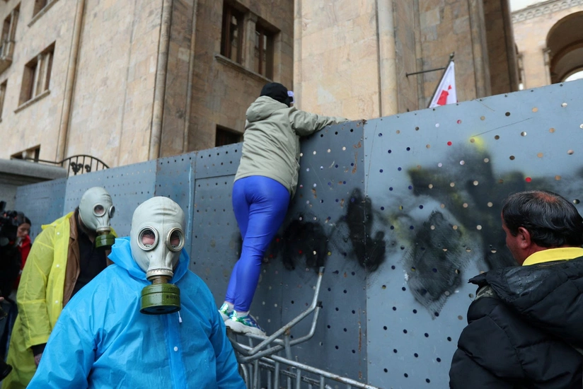 В Грузии могут запретить ношение масок на улице