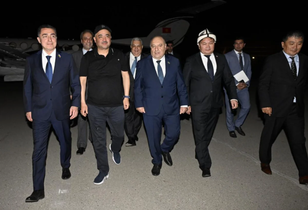 Qırğızıstan parlamentinin sədri Azərbaycana səfərə gəlib