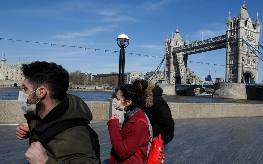 Britaniya pandemiya ilə mübarizə üçün yeni məhdudiyyətlər tətbiq edəcək
