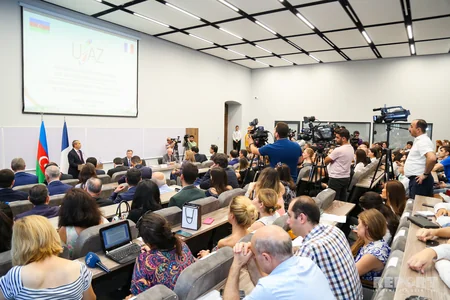 Bakıda Azərbaycan-Fransız Universitetinin yeni binasının açılışı olub