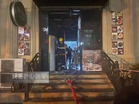 Bakıda restoranda güclü yanğın baş verib - VİDEO - YENİLƏNİB