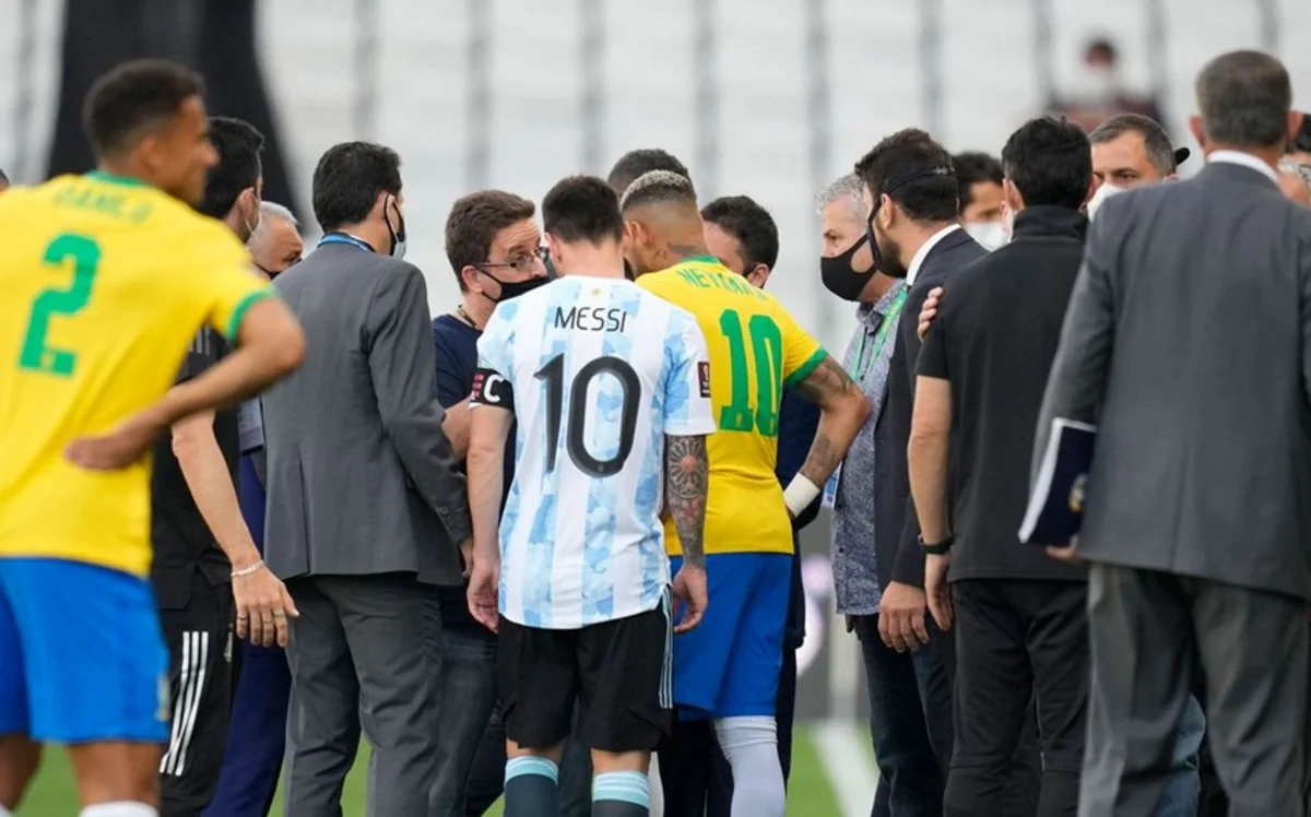 FIFA Braziliya millisinə texniki məğlubiyyət verəcək