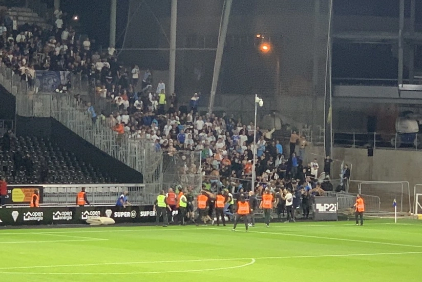 Mass brawl after French championship match
