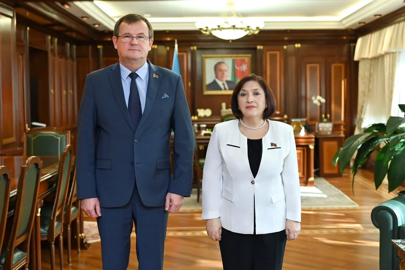 Sahibə Qafarova Belarus səfirini qəbul edib