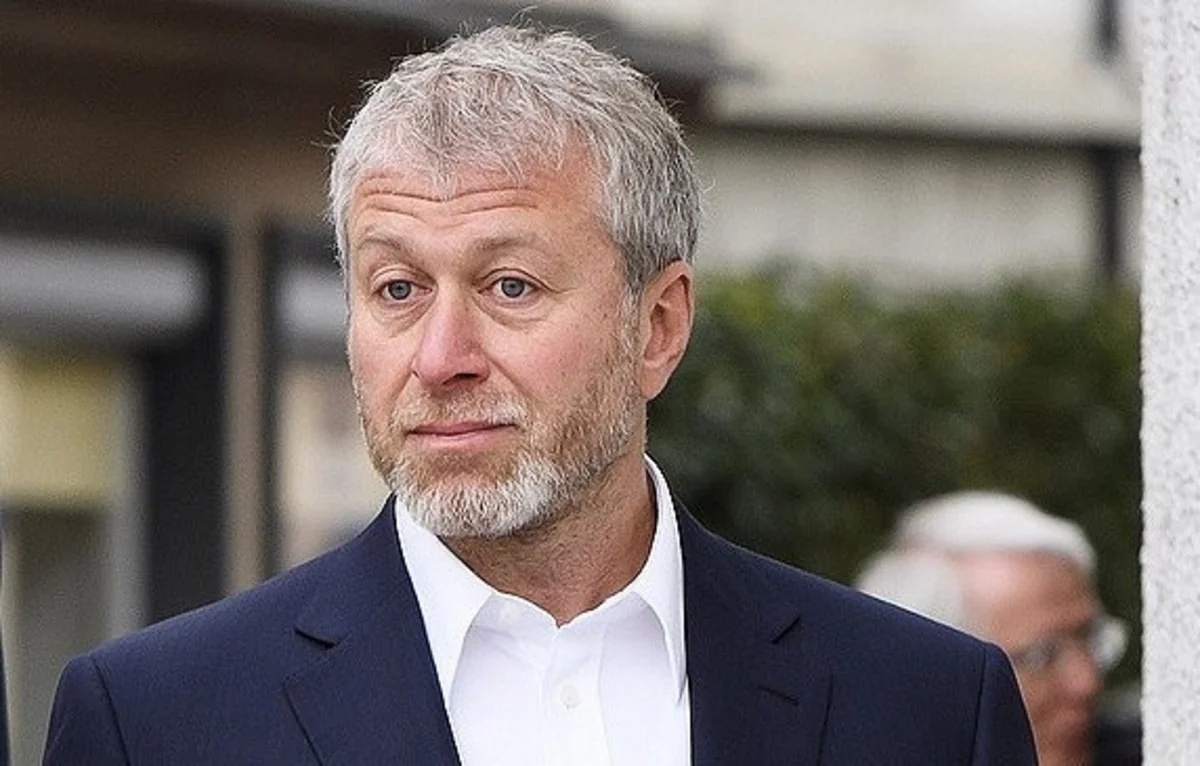 KİV: Roman Abramoviç Çelsi klubunu satmaq istəmir