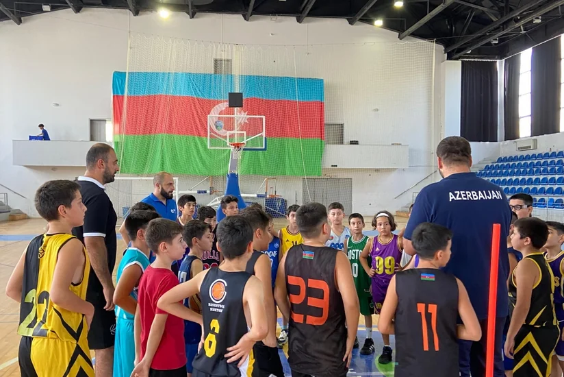 Azərbaycan millilərinə namizəd basketbolçulara baxış prosesi yekunlaşıb