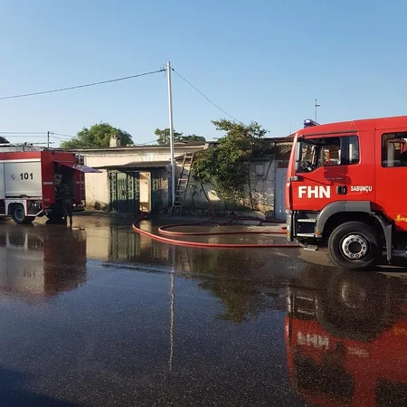Bakıda iş adamının evində yanğın oldu