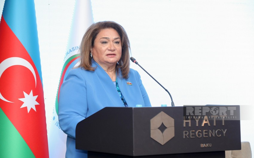 Komitə sədri qadınların selektiv aborta məcbur edilməsi və erkən nikahla bağlı vətəndaşlara müraciət edib