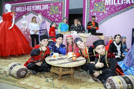 Sağlamlıq imkanları məhdud uşaq və gənclərin əl işlərindən ibarət sərgi və konsert proqramı təşkil olunub