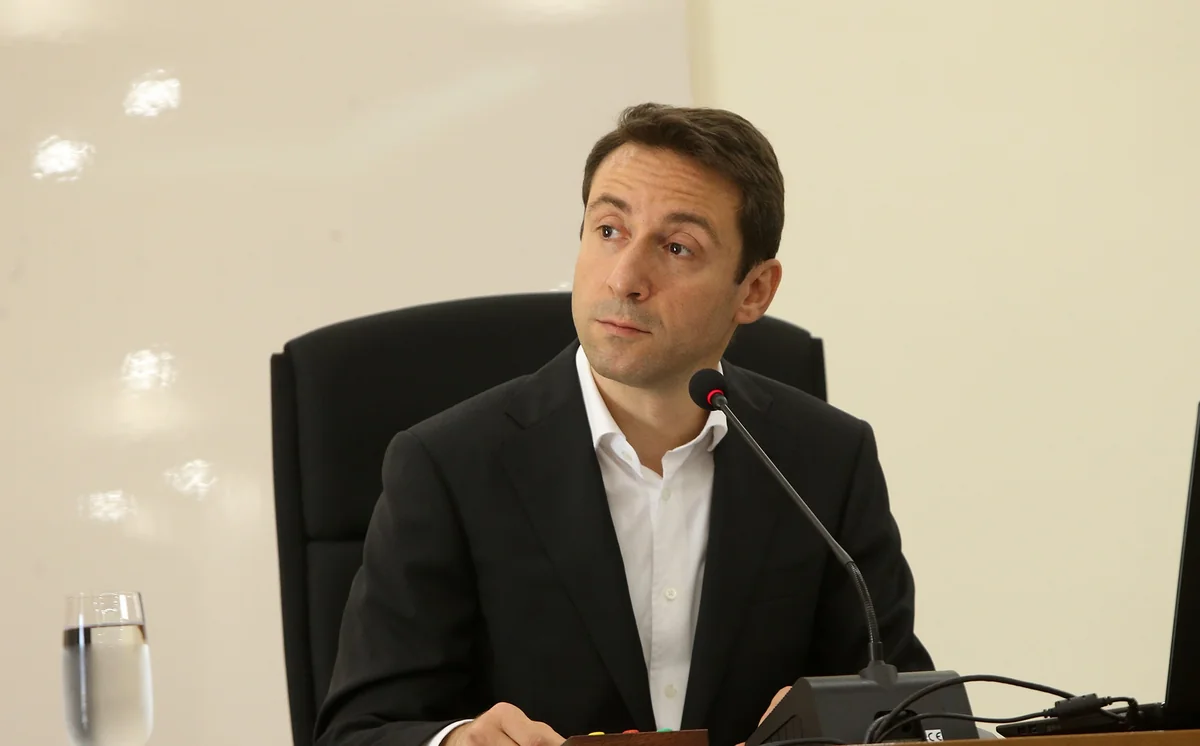 Yerevan meri işə çıxmır