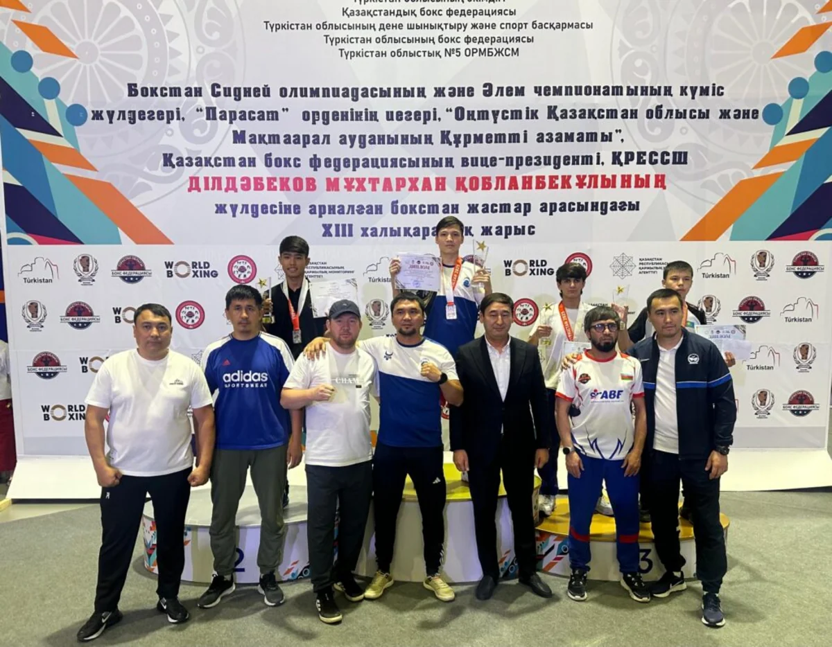 Azərbaycan boksçusu Qazaxıstanda bürünc medal qazanıb