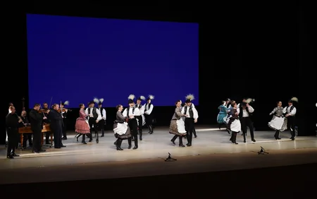 Heydər Əliyev Mərkəzində “Macarıstan günləri” çərçivəsində sərgi açılıb və qala konsert olub