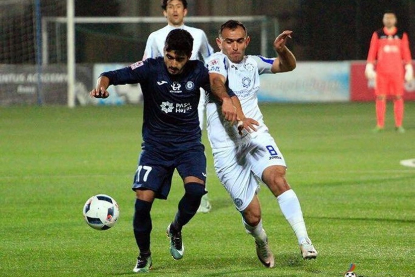 Сумгайыт расстался с полузащитником