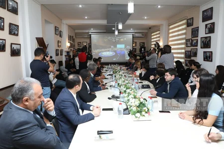 Bakıda Neokolonializm və ədalətsizlik: iki dünyəvi təhlükəli tendensiya” mövzusunda tədbir keçirilib