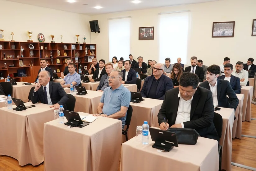Gənclər və İdman Nazirliyində VI İslam Həmrəyliyi Oyunlarına hazırlıqla bağlı görüş keçirilib