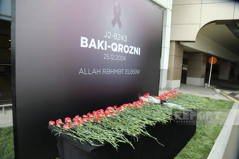 В Бакинском аэропорту создан стенд в память о погибших в авиакатастрофе