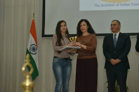 ADU-da Hindistan Konstitusiyasının banisinin anadan olması ildönümünə həsr olunmuş tədbir keçirilib