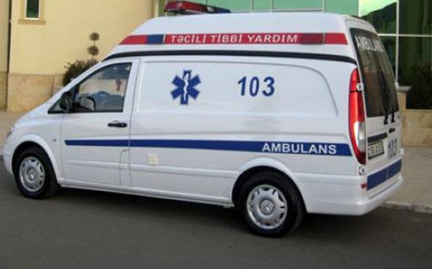 Kürdəmirdə təcili tibbi yardım maşını yanıb