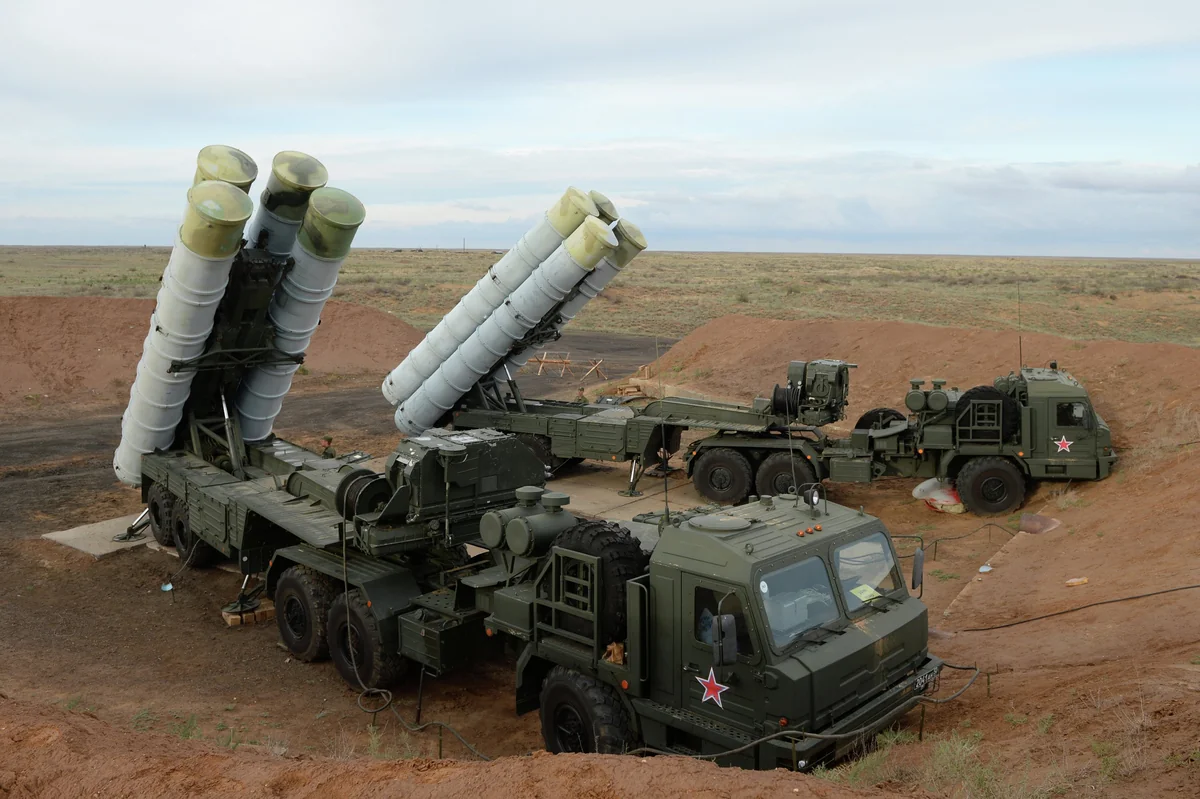 СМИ: Саудовская Аравия закупит российские зенитно-ракетные системы С-400