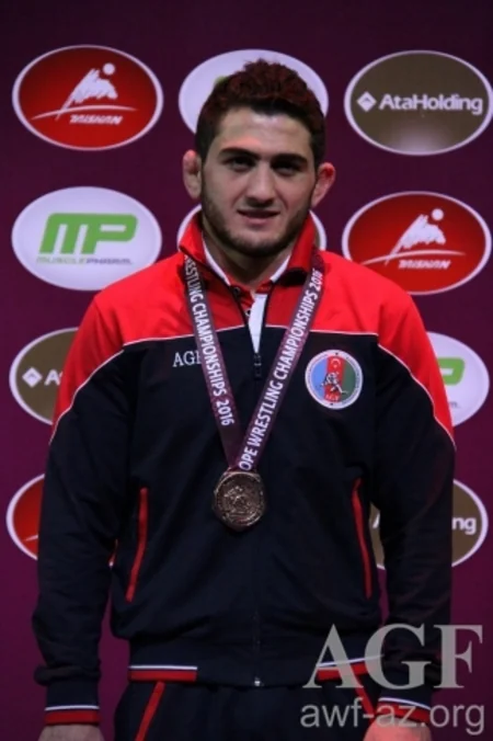 ​Azərbaycan yığması güləş üzrə AÇ-2016-da daha 2 medal qazanıb - VİDEO