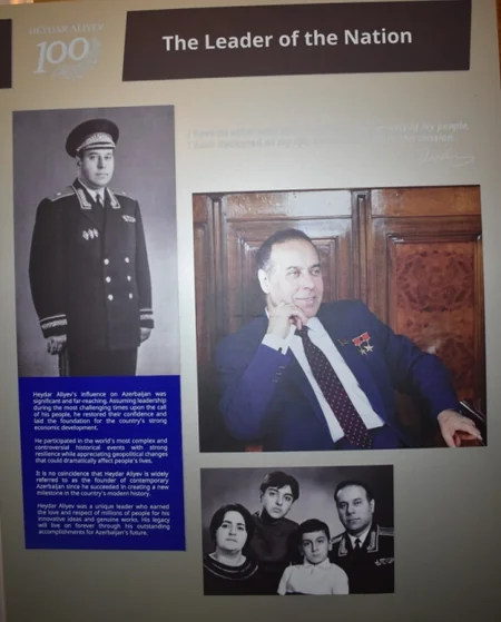 В Батуми проходит фотовыставка, посвященная 100-летию общенационального лидера Гейдара Алиева