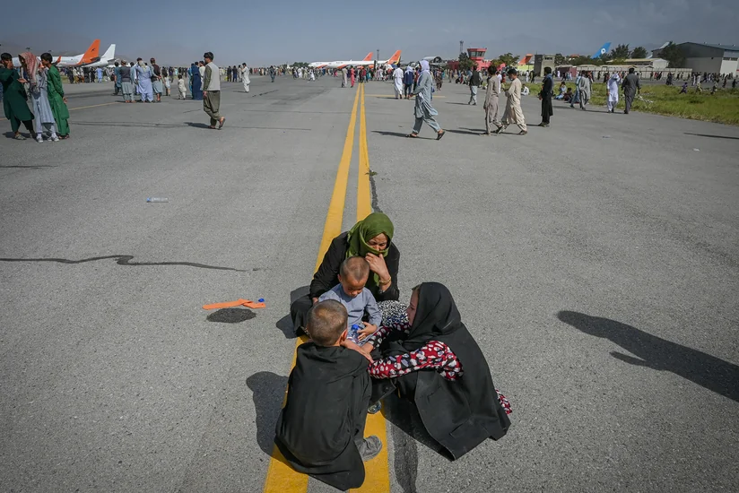 Kabil aeroportunda izdiham və atışma nəticəsində 40 nəfər həlak olub