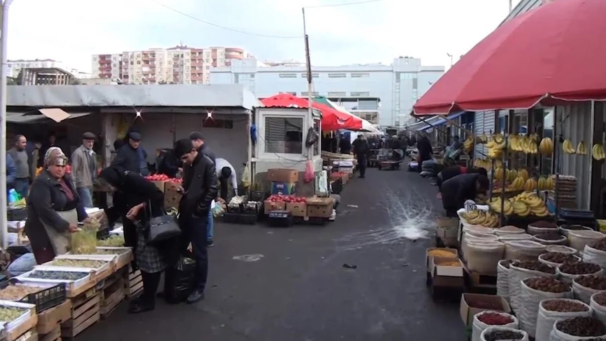 В торговом центре Баку вновь выявлены серьезные нарушения пожарной безопасности