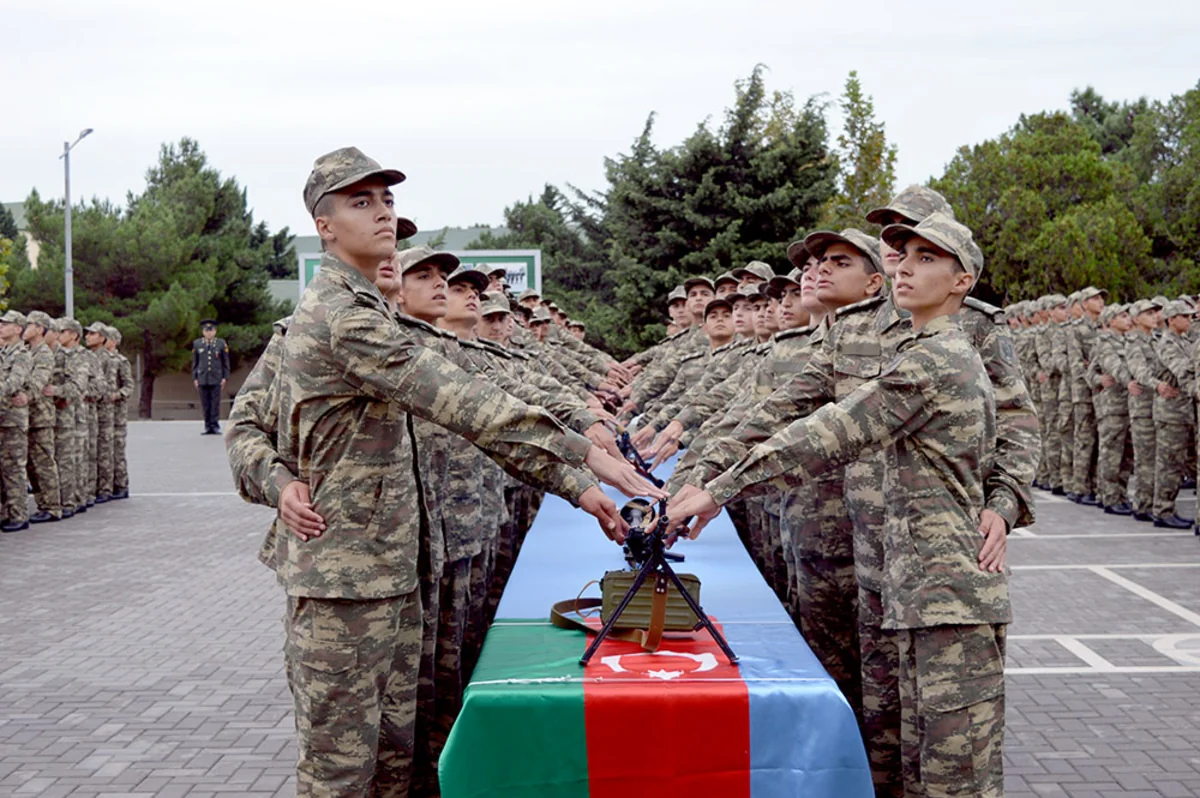 Hərbi liseydə andiçmə mərasimi keçirilib