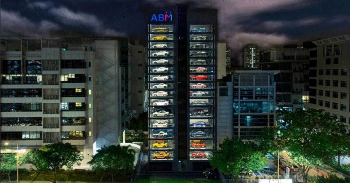 15-этажный автомат по продаже спорткаров появился в Сингапуре