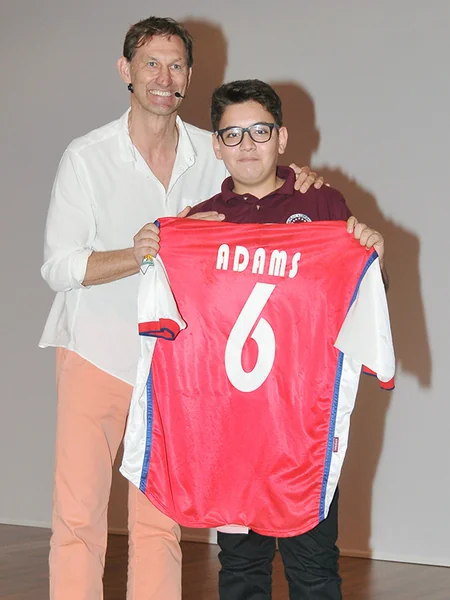 ​Toni Adams Avropa Azərbaycan Məktəbinin qonağı olub