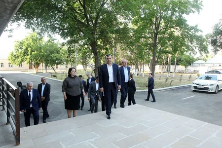 Sosial müdafiə naziri Gəncədə yaradılan Regional Peşə Tədrisi Mərkəzində olub