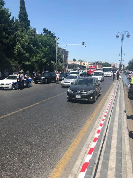 Dakar dairəsindən 8-ci kilometr bazarı istiqamətində hərəkət qismən bərpa edilib - YENİLƏNİB