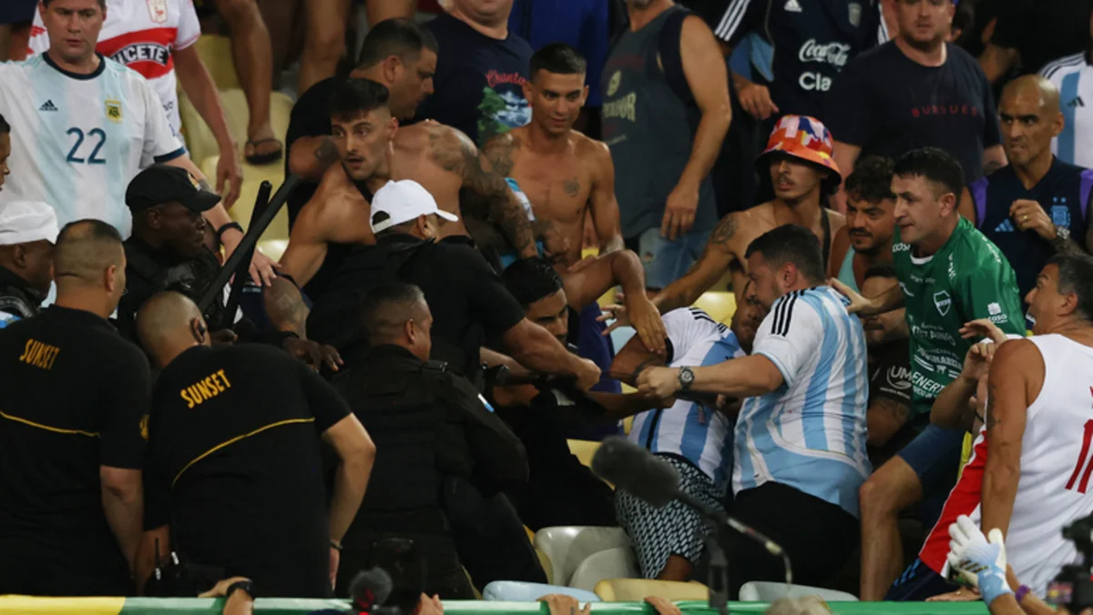 Braziliyada futbol azarkeşləri arasında davaya görə 30-dan çox adam saxlanılıb