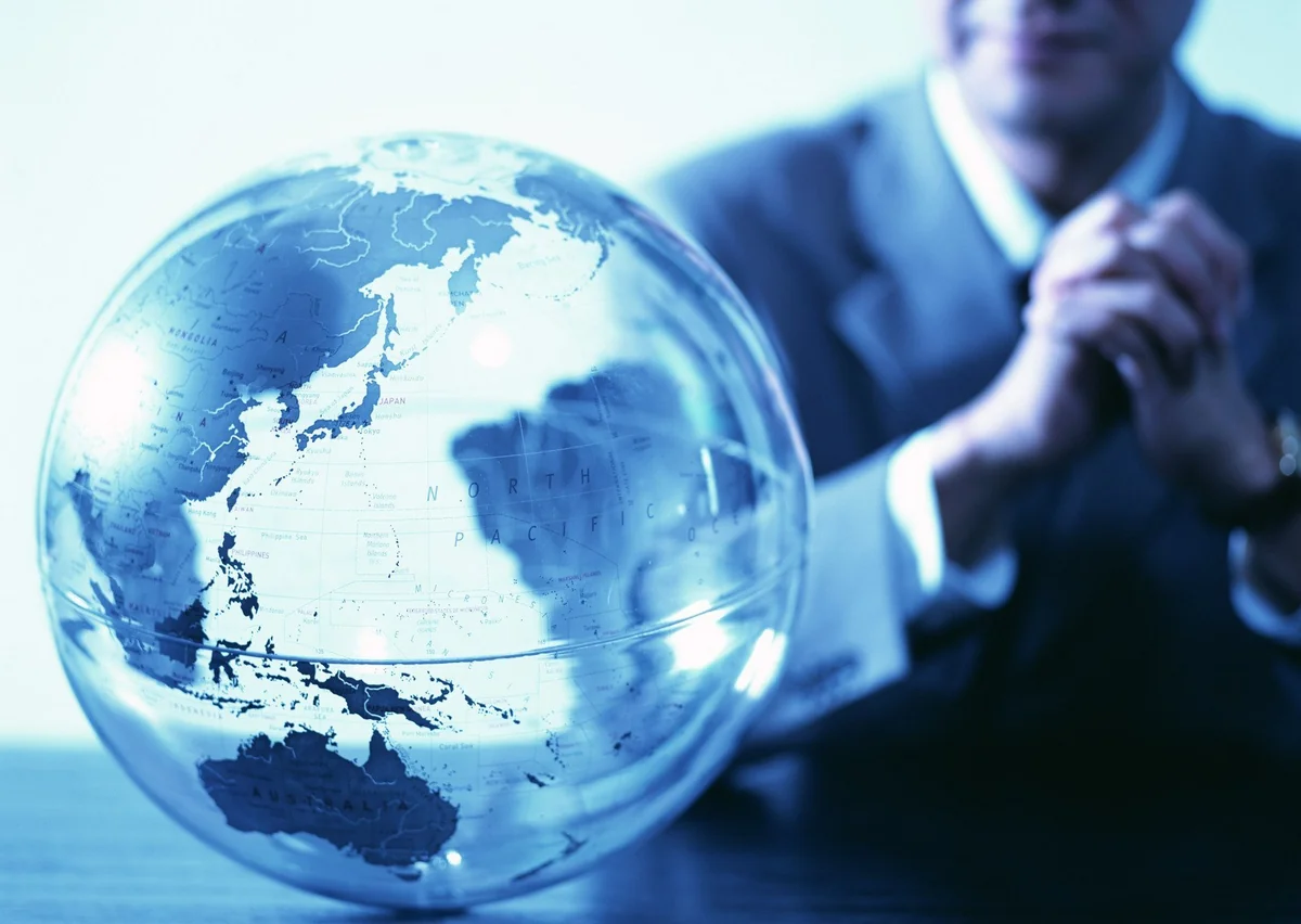 OECD revises global economic outlook
