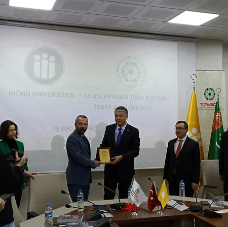 TÜRKSOY Türkiyədə Almas İldırımı yad edib