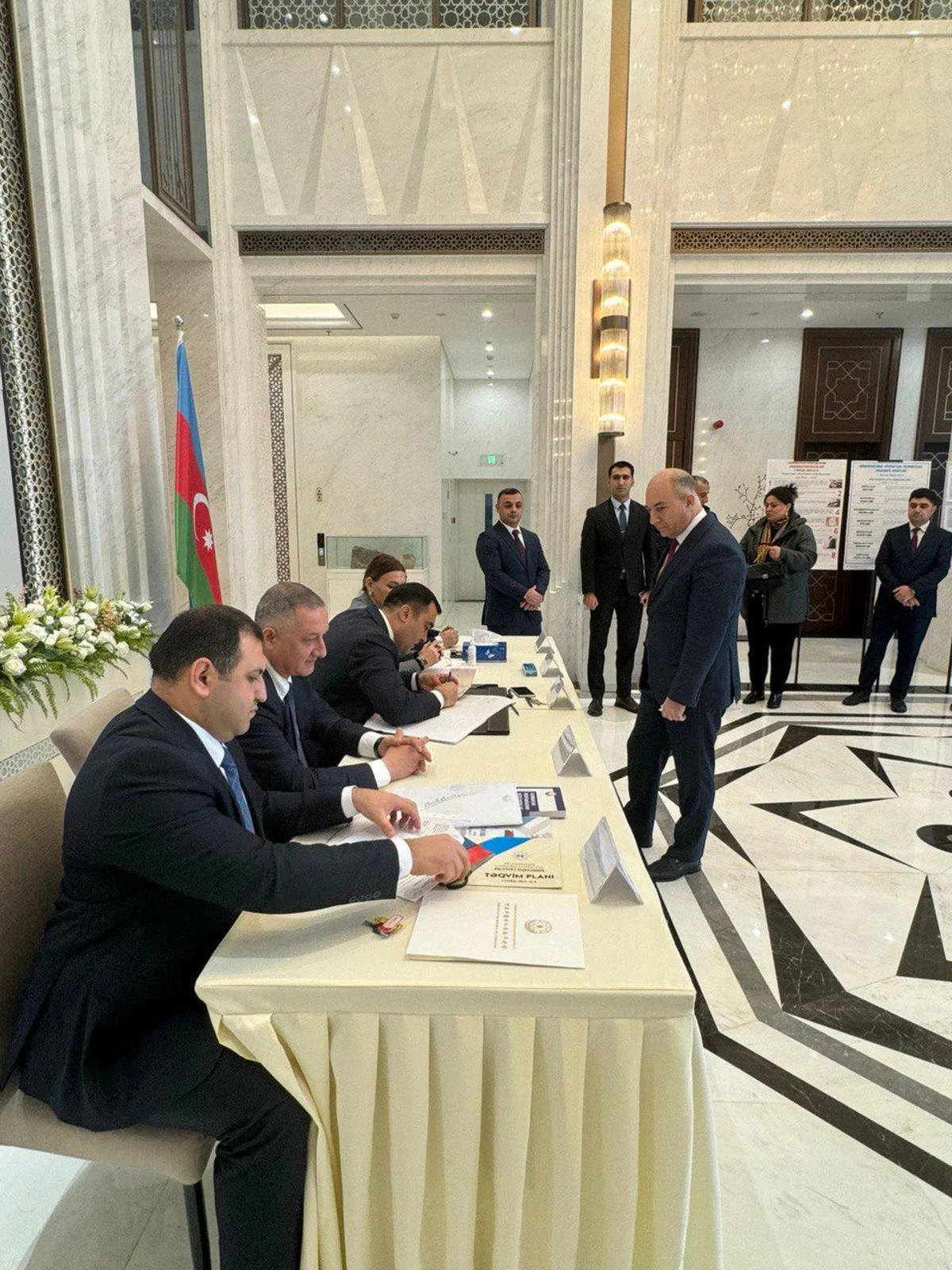 Azərbaycanın Çindəki səfirliyində səsvermə başa çatıb - YENİLƏNİB