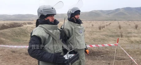 Suqovuşana çəkilən yeni yol minalardan təmizlənir