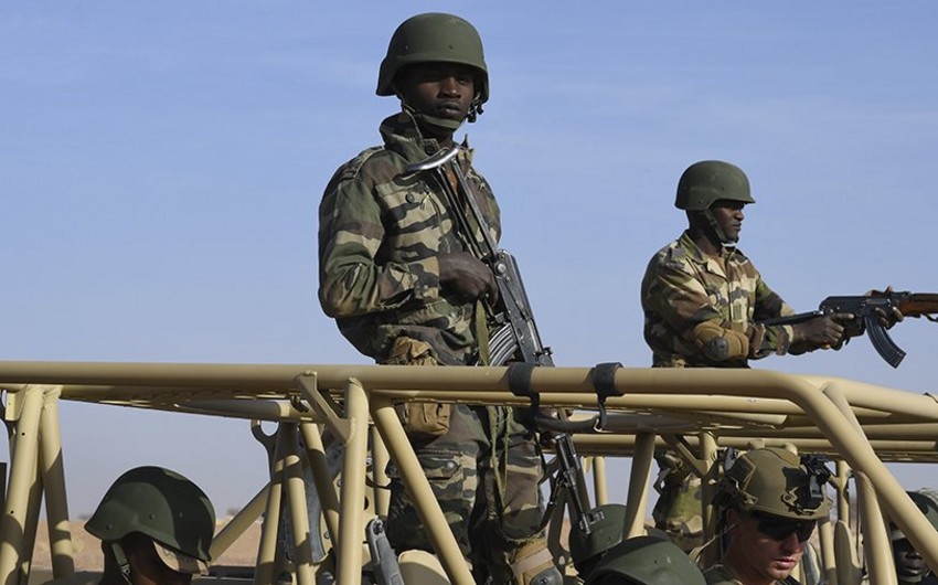 Unknowns kill 13 in CAR