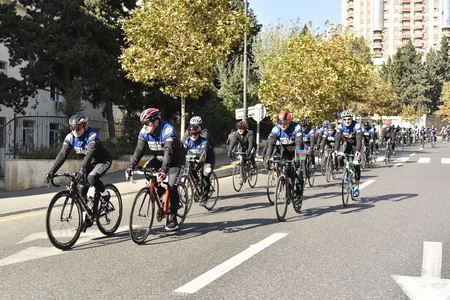 Zəfər Gününə həsr olunmuş veloyürüş təşkil edilib