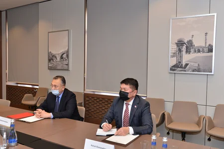 Azerbaijani FM meets Kyrgyz Security Council deputy chief