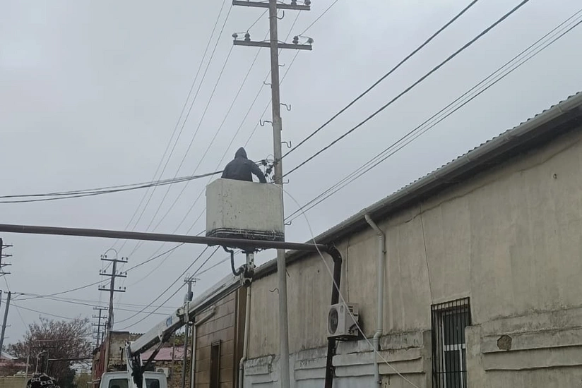 Азеришыг перешел на усиленный режим из-за непогоды