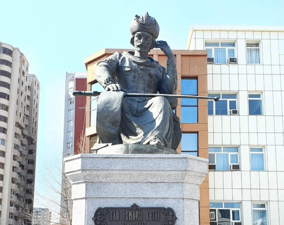 Xətainin heykəlinin köçürülmə səbəbi açıqlandı - FOTO
