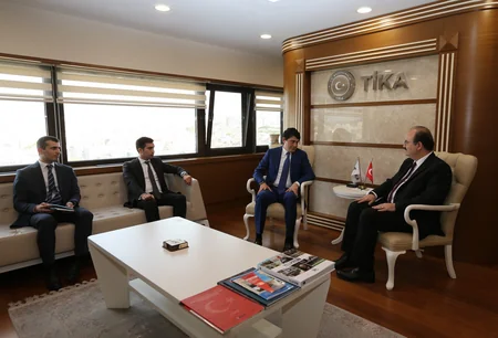 Fuad Muradov Türkiyə Prezidentinin baş müşaviri ilə görüşüb