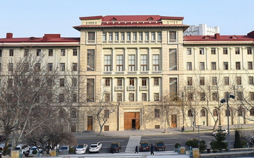 Azərbaycan koronavirusa görə İrana 5 milyon ABŞ dolları yardım etdi