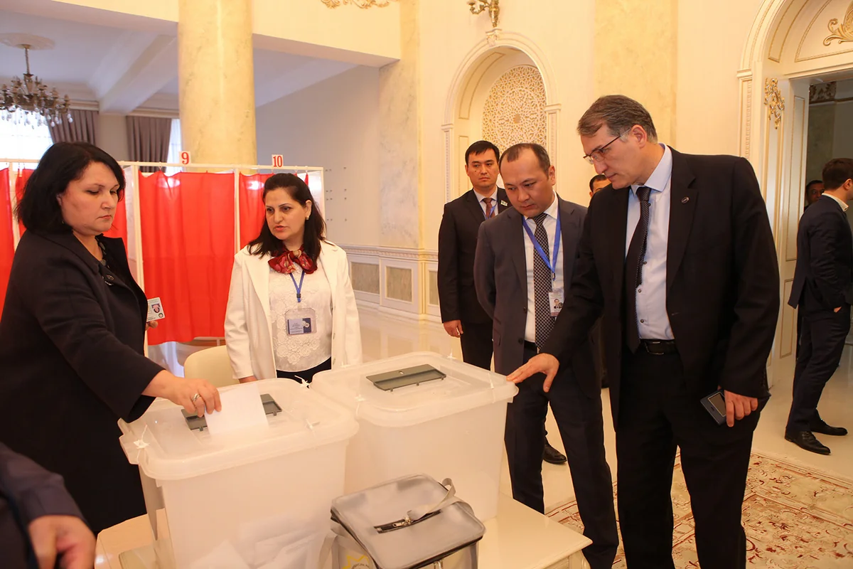 TÜRKPA missiyası Azərbaycanda seçkiləri müşahidə edir