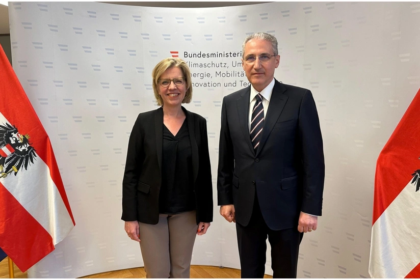 Muxtar Babayev Avstriyanın ekologiya naziri ilə görüşüb