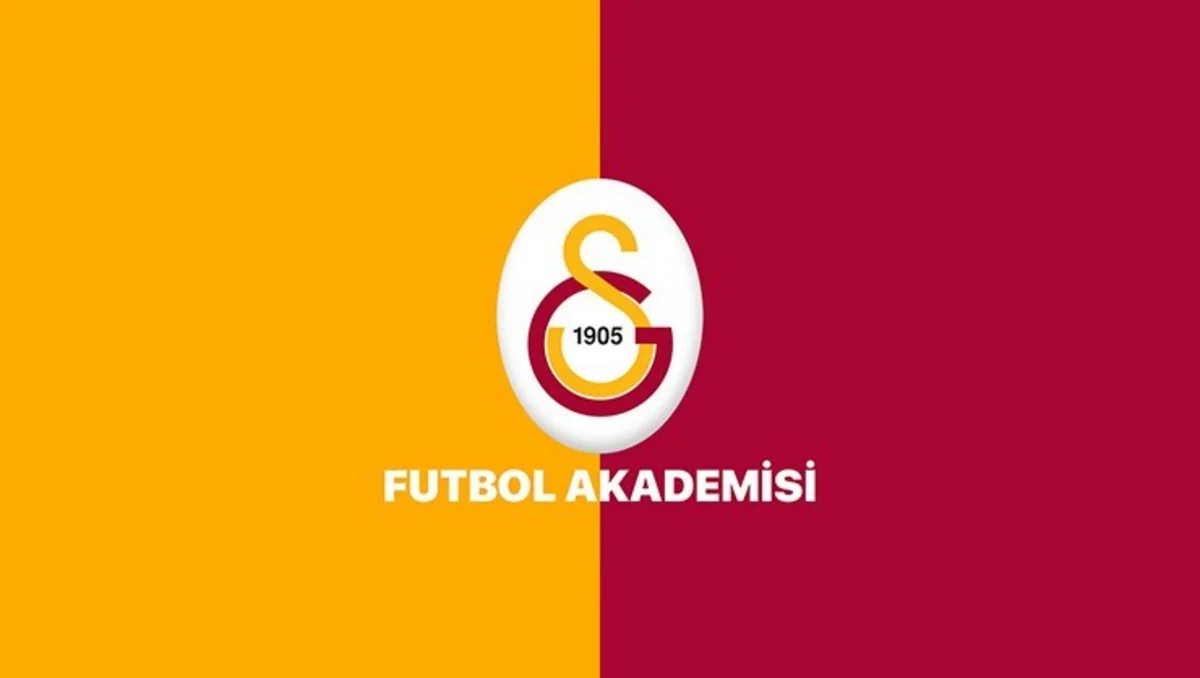 Azərbaycanlı futbolçu Qalatasarayın akademiyasına qəbul olundu