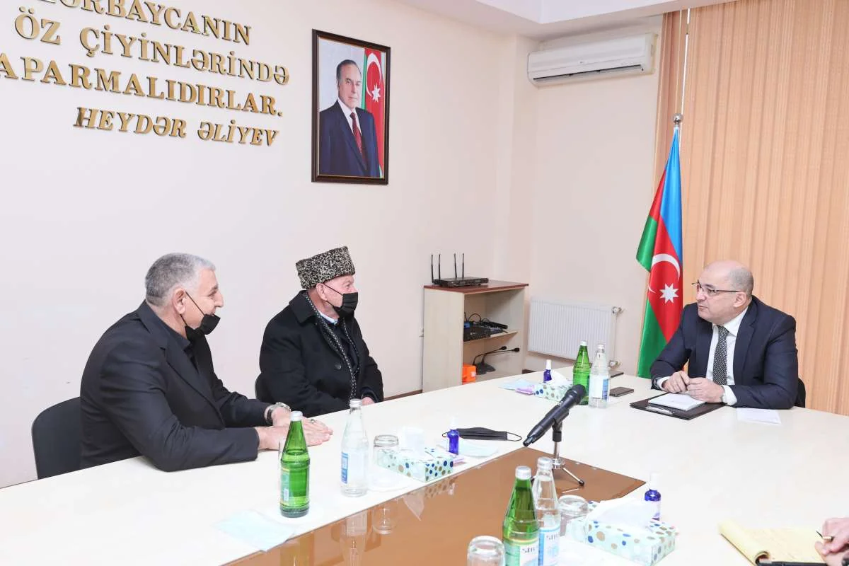Dövlət Gömrük Komitəsinin sədri Saatlıda vətəndaşları qəbul edib