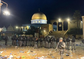 East Jerusalem clashes leave about 200 injured